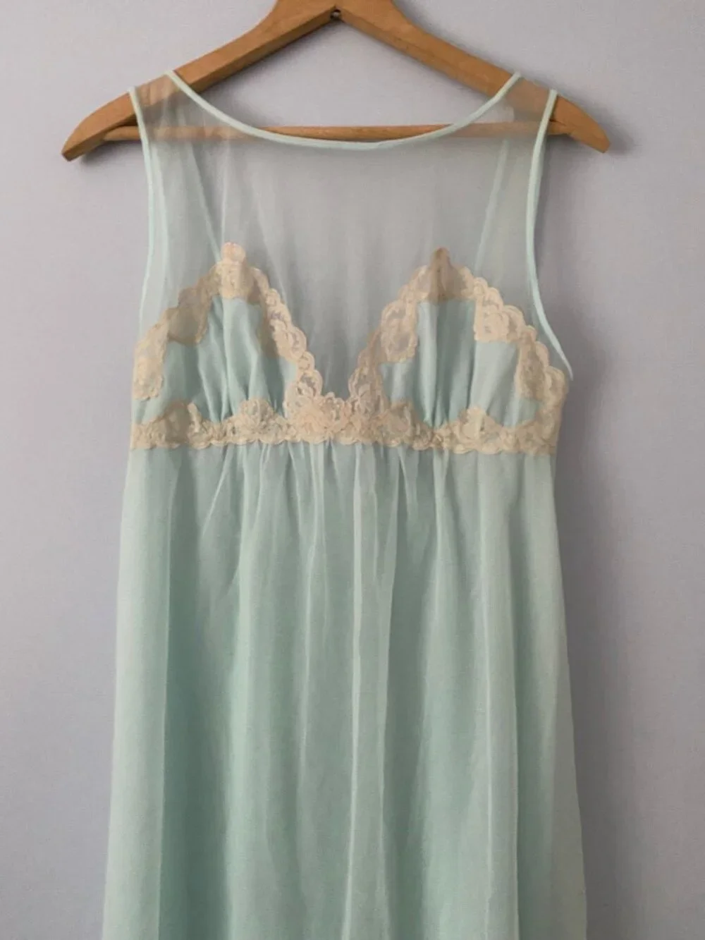Vintage Evette Nightgown, Pale Aqua with Lace Trim, Size Small, Made in USA
